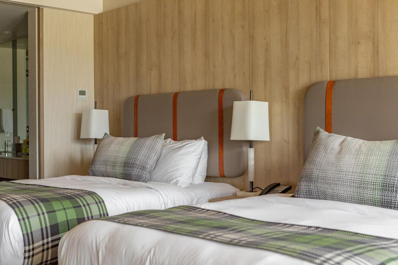 Headwaters Lodge At Eagle Ranch Resort 인버미어 객실 사진